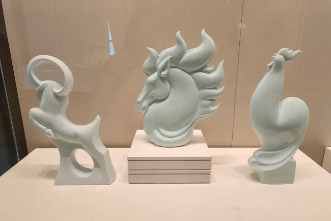 青瓷新纪元丨华光国瓷华青瓷艺术展在陶琉馆开展